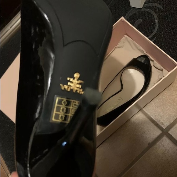 Prada Classic Open Toe Pump (like New) - Picture 6 of 9